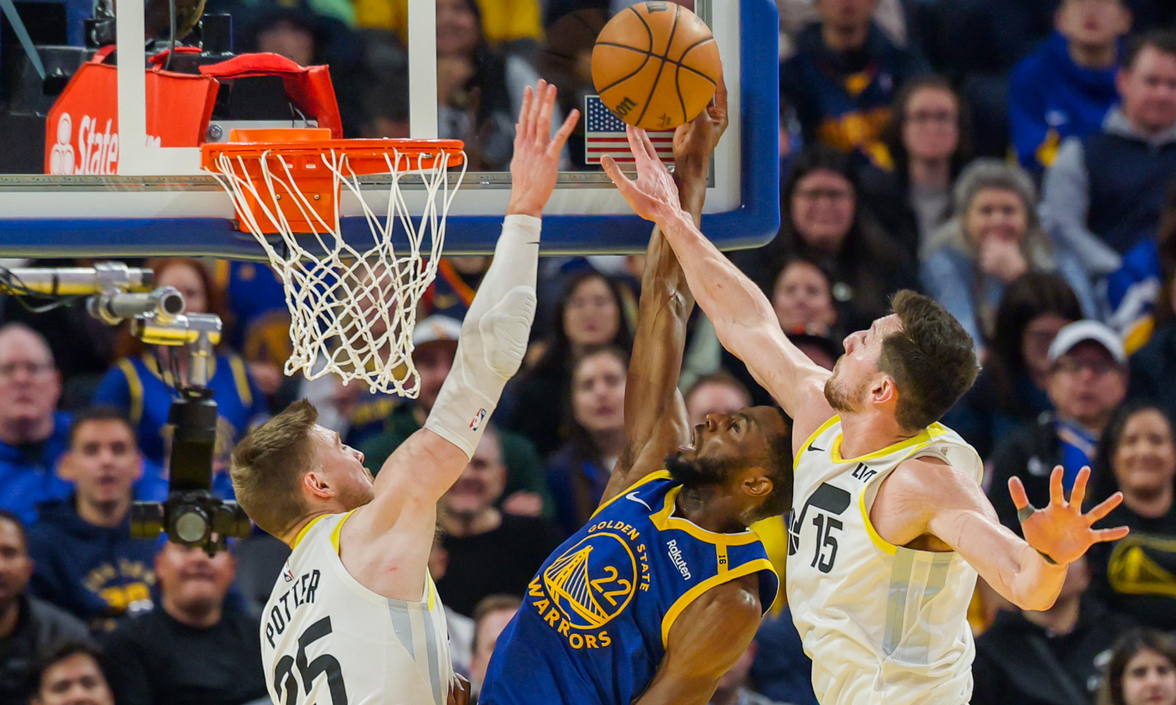 76人复出首战，威金斯状态火爆，助攻爆棚成为焦点！的简单介绍